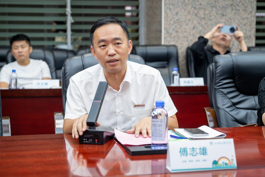 泉州職業(yè)經(jīng)理人協(xié)會(huì)“名校行”首站走進(jìn)泉大 開啟校企合作新篇章